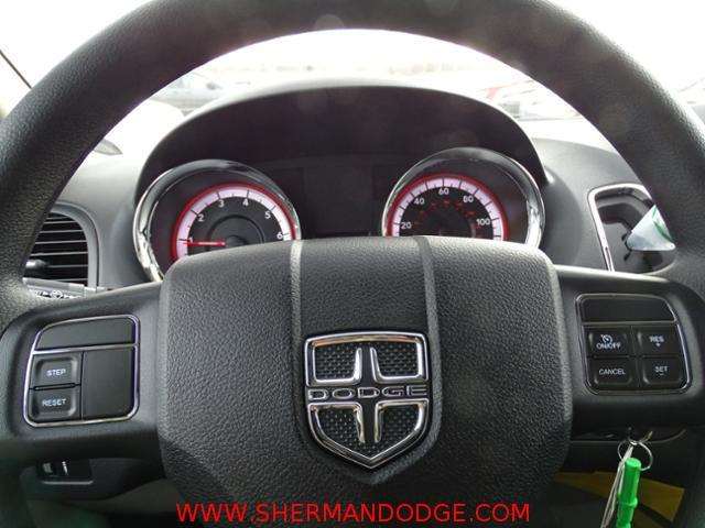 Dodge Grand Caravan 2017 photo 14